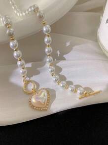1pc Faux Pearl Heart Pendant Necklace .