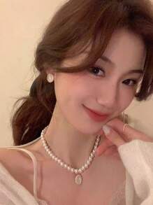 Price For A Set Of 3 Pieces Of Faux Pearl Fashionable Jewelry, Including Earrings And A Necklace. Suitable For Wedding, Brides, Daily Wear And Mother Day Gift. The Set Includes A Necklace And Ear Studs.