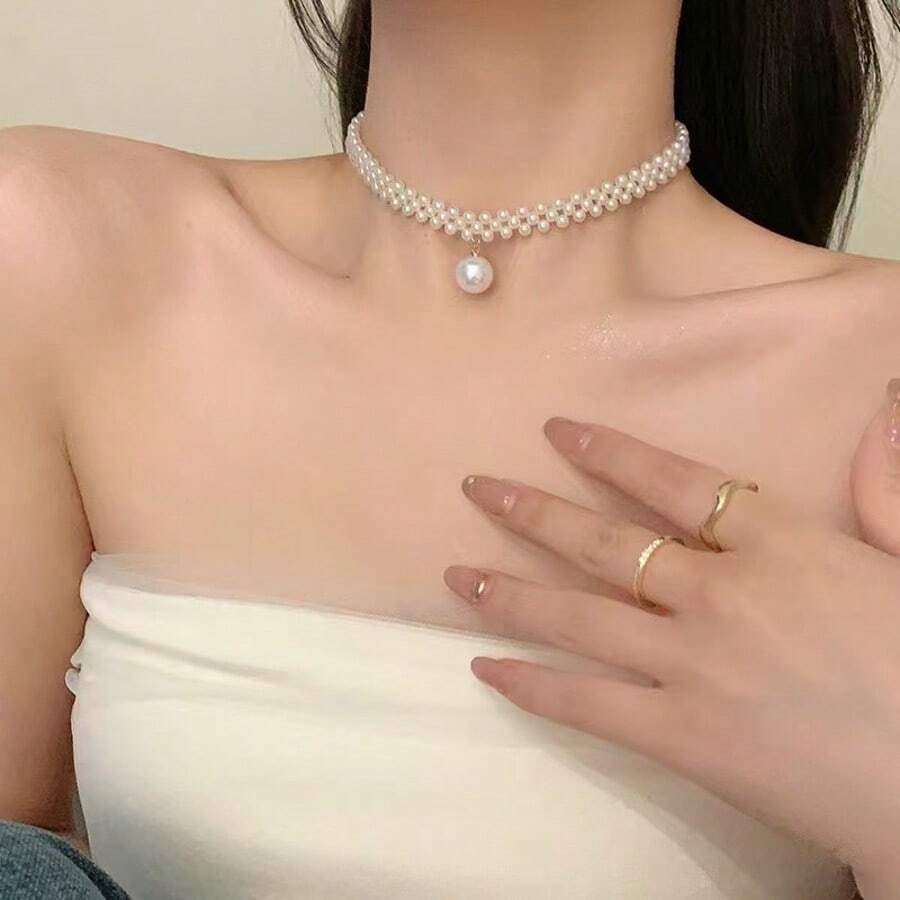 1pc Fashionable Women Pearl Necklace,Delicate Choker Design With Premium Feel, Short Collarbone Chain