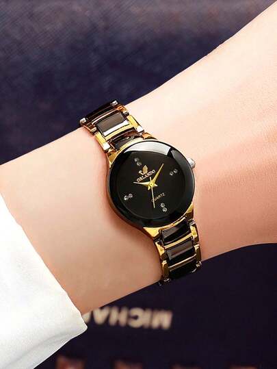 pc Square Gold Women's Quartz Watch Bracelet, Minimalist Fashion Elegant, Suitable For Daily Wear, Best Choice For Holiday Gift .