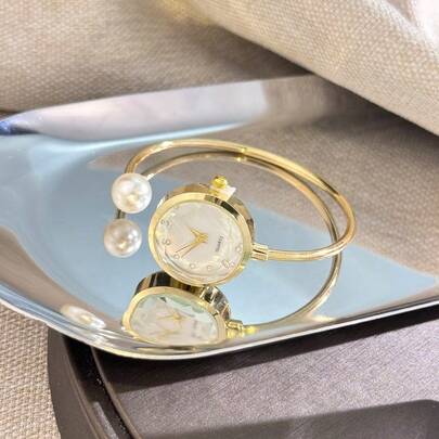 pc Square Gold Women's Quartz Watch Bracelet, Minimalist Fashion Elegant, Suitable For Daily Wear, Best Choice For Holiday Gift .