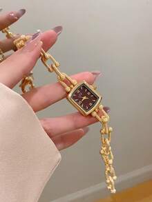 pc Square Gold Women's Quartz Watch Bracelet, Minimalist Fashion Elegant, Suitable For Daily Wear, Best Choice For Holiday Gift .