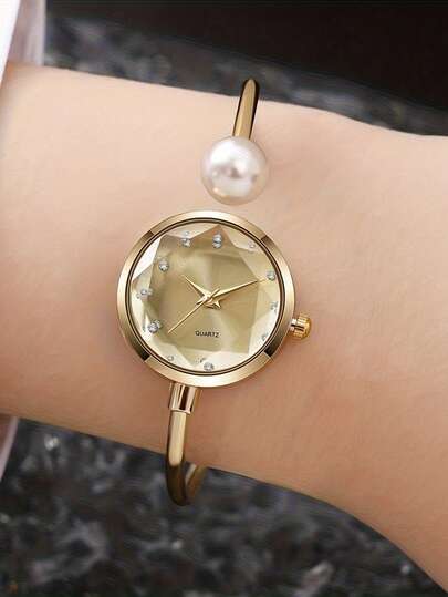 pc Square Gold Women's Quartz Watch Bracelet, Minimalist Fashion Elegant, Suitable For Daily Wear, Best Choice For Holiday Gift .