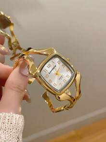 pc Square Gold Women's Quartz Watch Bracelet, Minimalist Fashion Elegant, Suitable For Daily Wear, Best Choice For Holiday Gift .