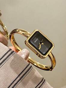 pc Square Gold Women's Quartz Watch Bracelet, Minimalist Fashion Elegant, Suitable For Daily Wear, Best Choice For Holiday Gift .