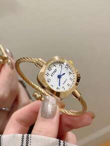 pc Square Gold Women's Quartz Watch Bracelet, Minimalist Fashion Elegant, Suitable For Daily Wear, Best Choice For Holiday Gift .