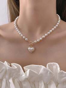 1pc Faux Pearl Heart Pendant Necklace .
